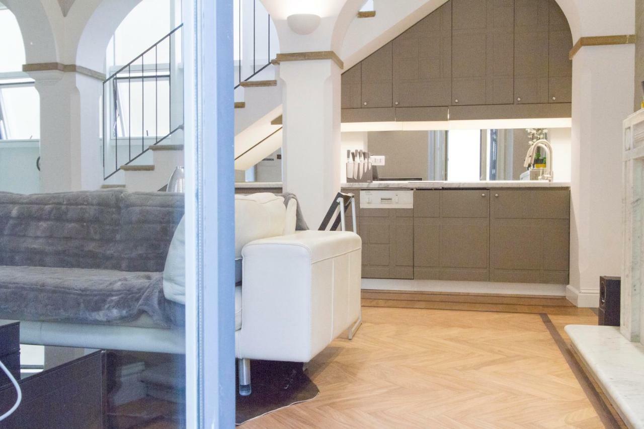 Elegante E Completamente Arredato Apt In Duomo Milano Ngoại thất bức ảnh