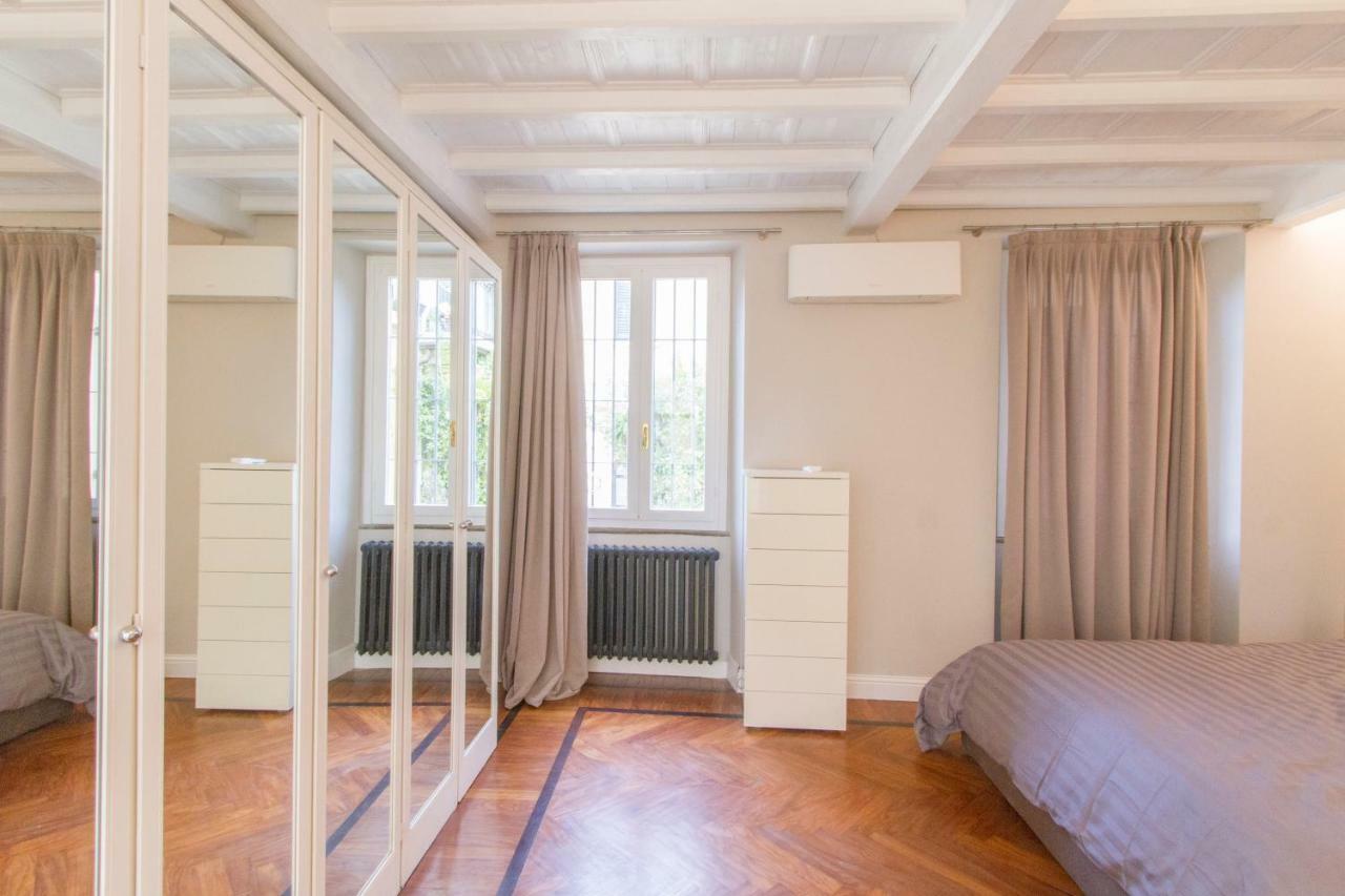 Elegante E Completamente Arredato Apt In Duomo Milano Ngoại thất bức ảnh