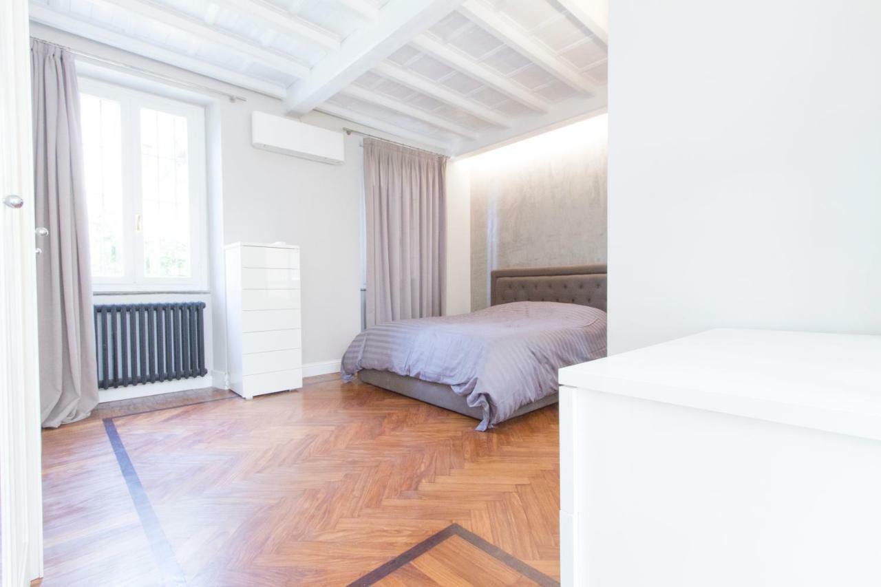 Elegante E Completamente Arredato Apt In Duomo Milano Ngoại thất bức ảnh