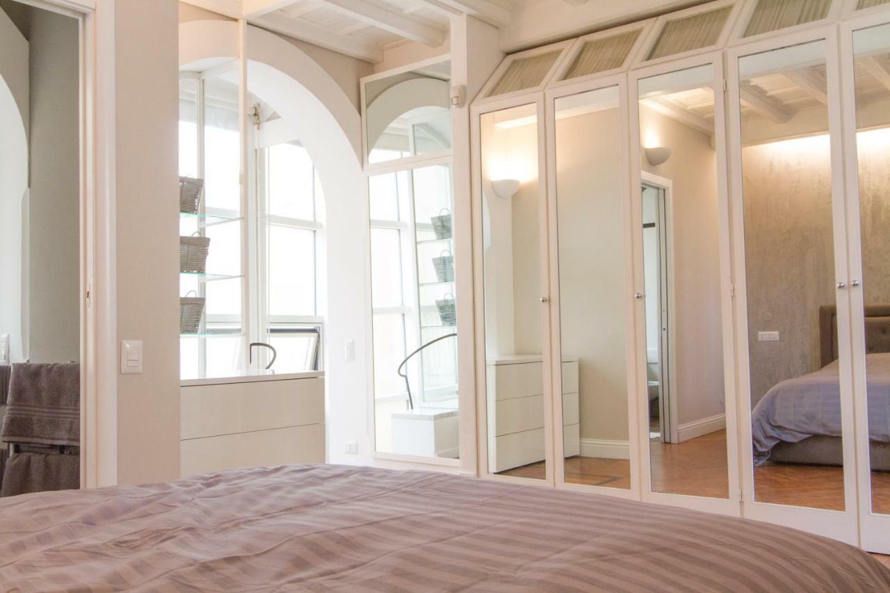 Elegante E Completamente Arredato Apt In Duomo Milano Ngoại thất bức ảnh