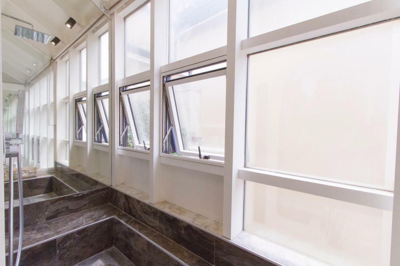 Elegante E Completamente Arredato Apt In Duomo Milano Ngoại thất bức ảnh