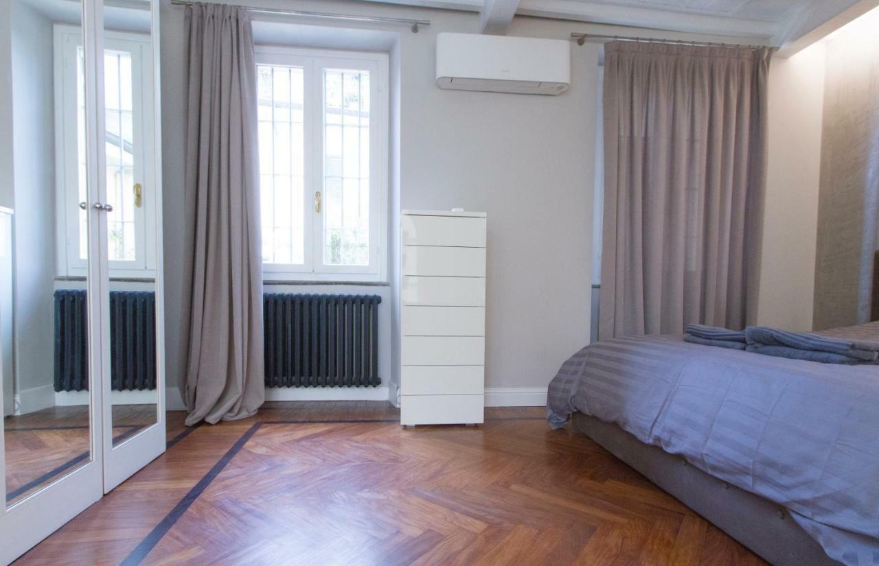 Elegante E Completamente Arredato Apt In Duomo Milano Ngoại thất bức ảnh