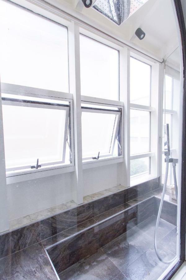 Elegante E Completamente Arredato Apt In Duomo Milano Ngoại thất bức ảnh